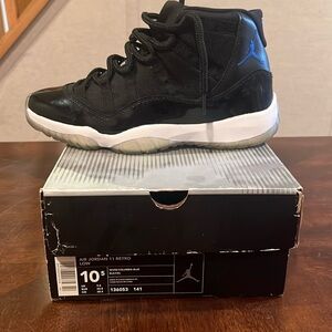 Jordan 11 Space Jam